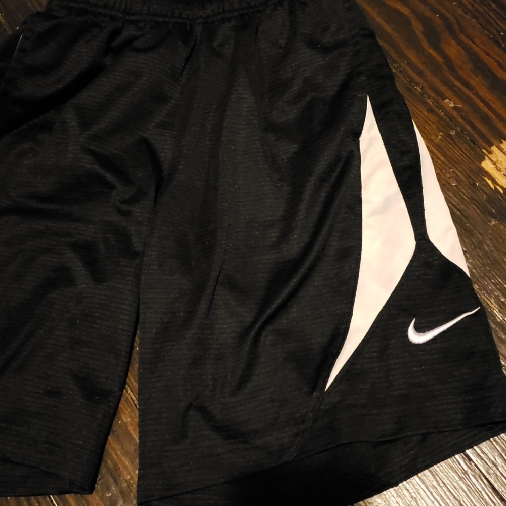 Basketball shorts